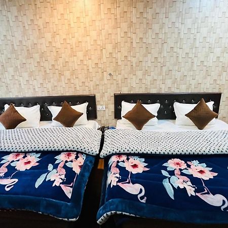 Dev Bhoomi Camping Resort Kanatal Eksteriør bilde