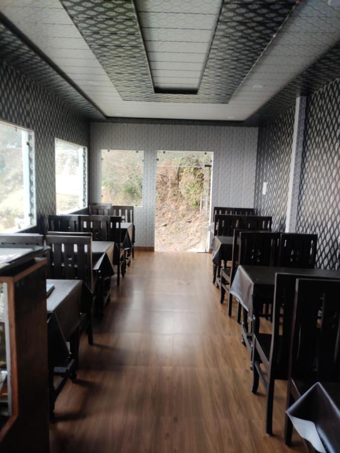 Dev Bhoomi Camping Resort Kanatal Eksteriør bilde