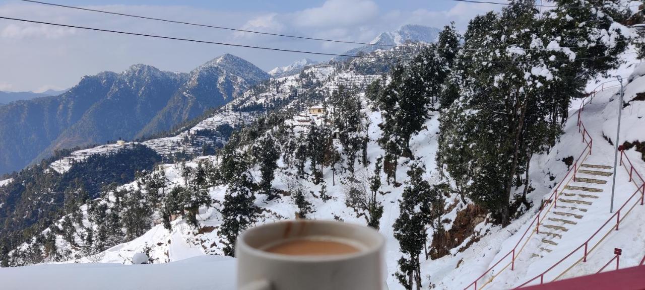 Dev Bhoomi Camping Resort Kanatal Eksteriør bilde