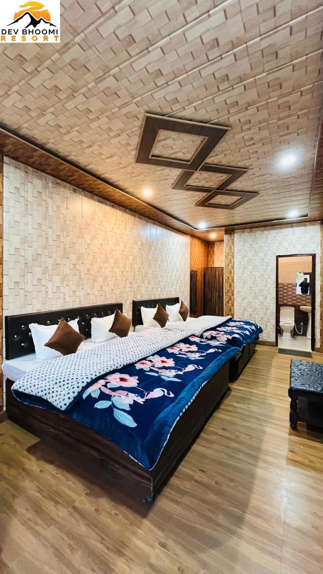Dev Bhoomi Camping Resort Kanatal Eksteriør bilde
